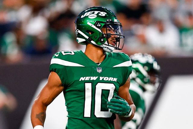 Who is Allen Lazard? Career Overview of the NFL Wide Receiver
