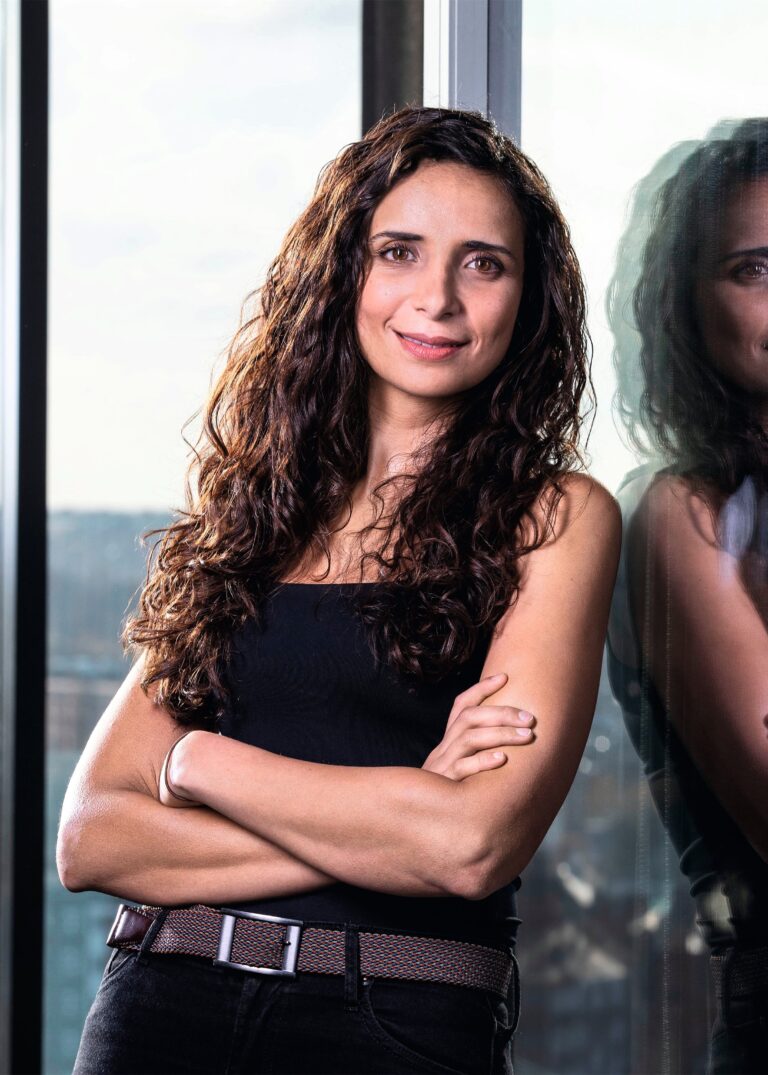 Ella Al-Shamahi: A Trailblazer in Paleoanthropology