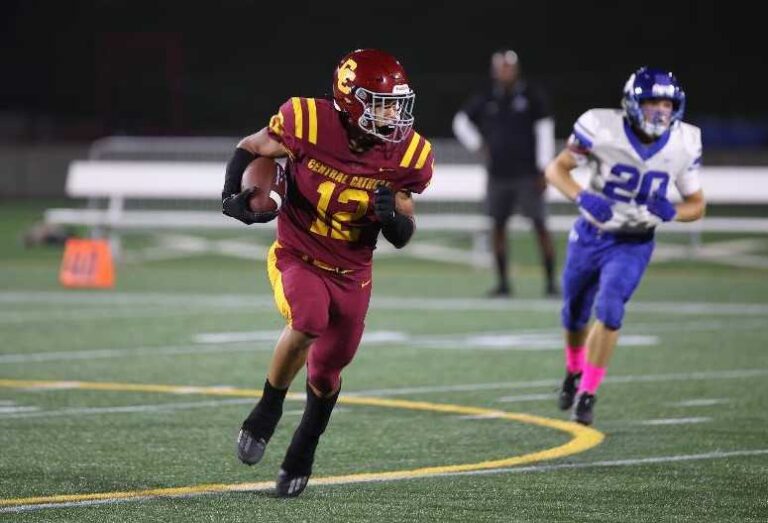 The Significance of OSAA Football in Oregon High Schools