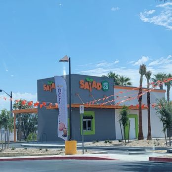 Salad and Go: Revolutionizing Fast-Casual Dining with Fresh Salads