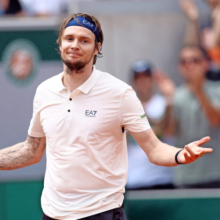 Alexander Bublik: The Rising Star of Tennis