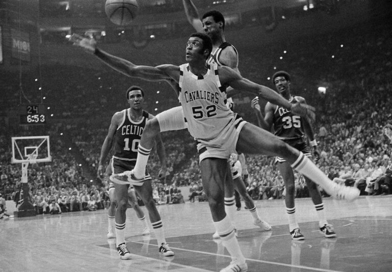 Cavaliers vs Celtics: A Deep Dive into Their Rivalry