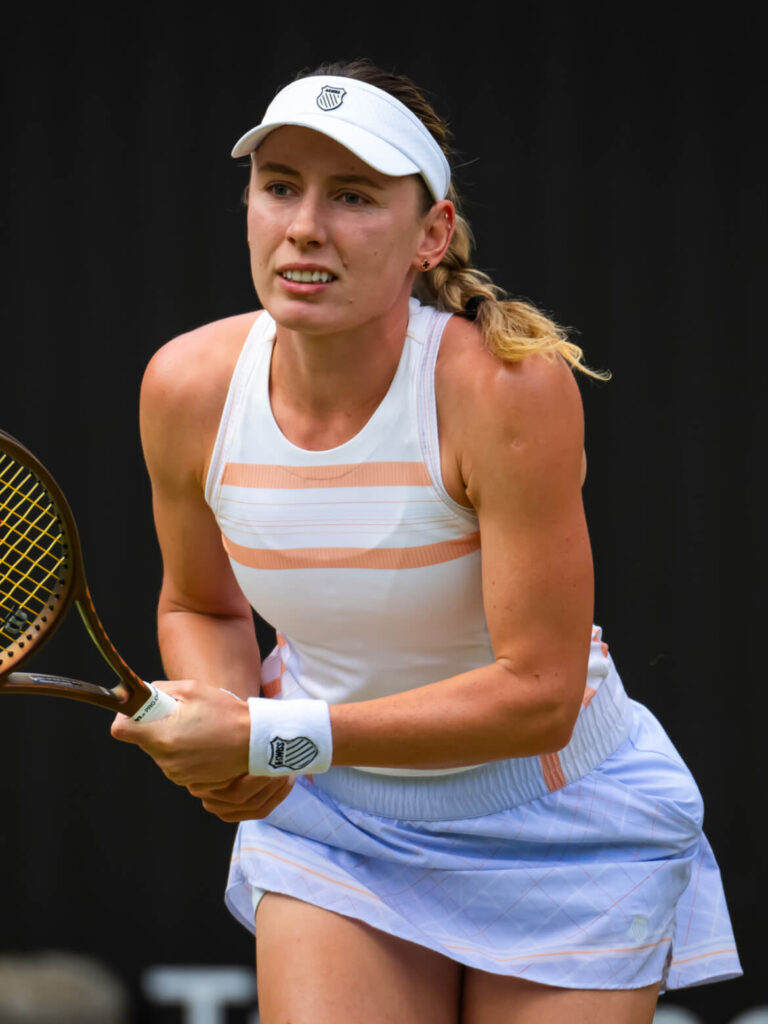 Exploring the Career of Ekaterina Alexandrova in Tennis