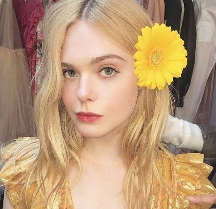 Elle Fanning: An Enigmatic Force in Hollywood