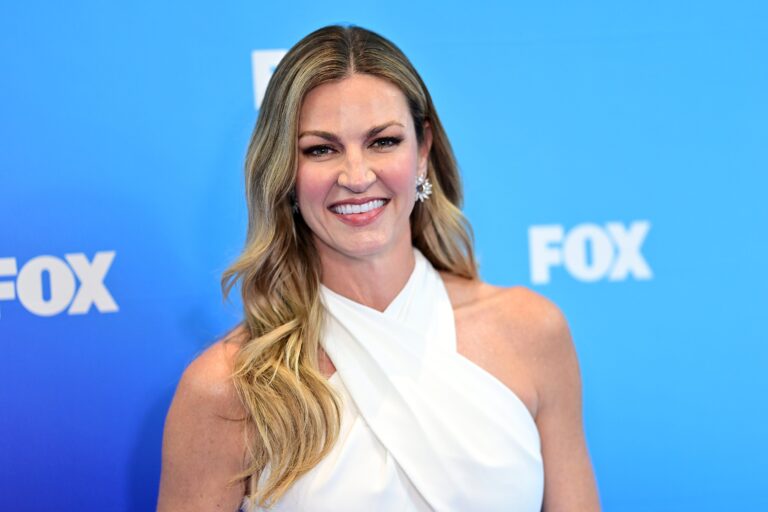 The Rise and Impact of Erin Andrews in Sports Journalism