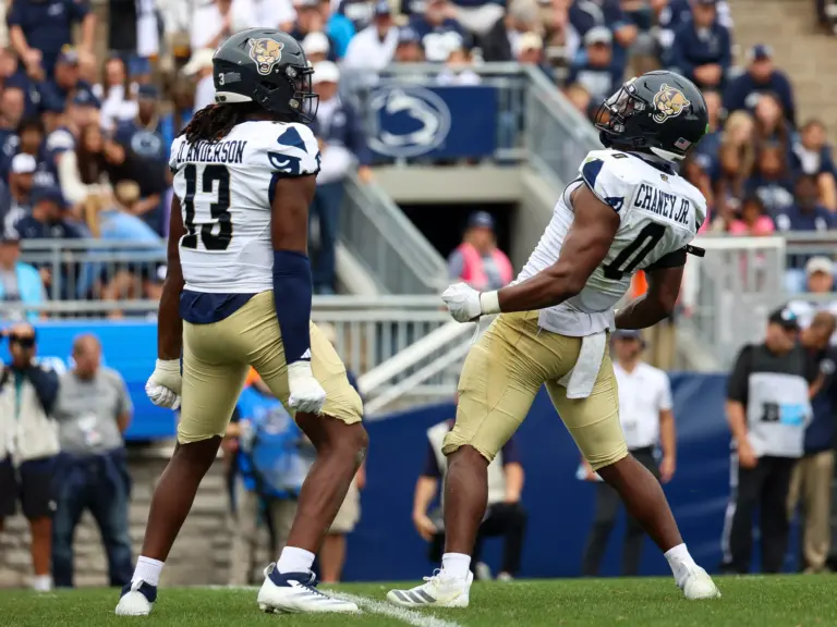 Fiu vs Uconn: A Clash of College Basketball Titans