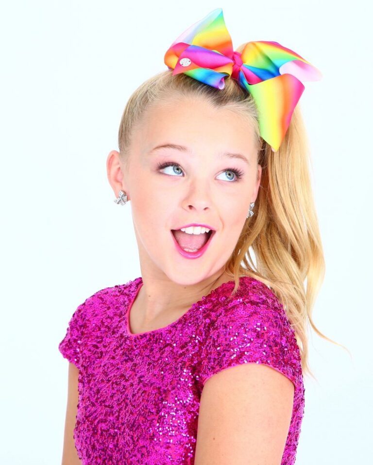 The Journey of JoJo Siwa: From Dance Moms to Global Stardom