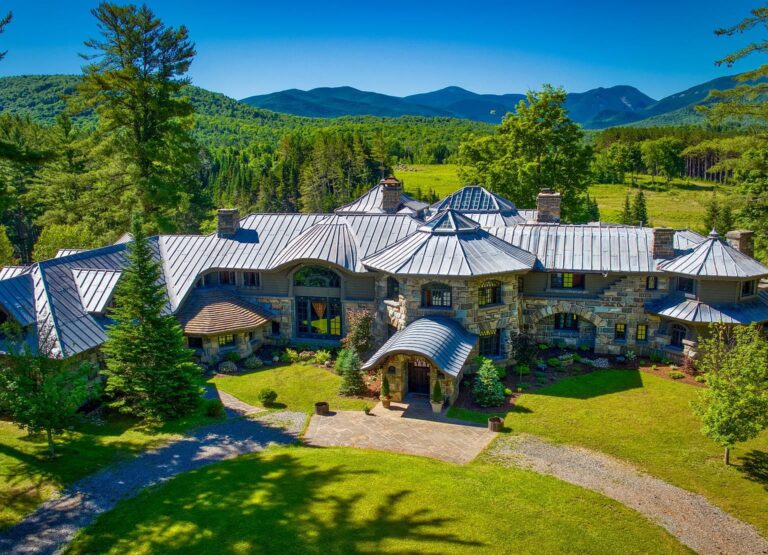 Exploring the Allure of Lake Placid: A Year-Round Retreat