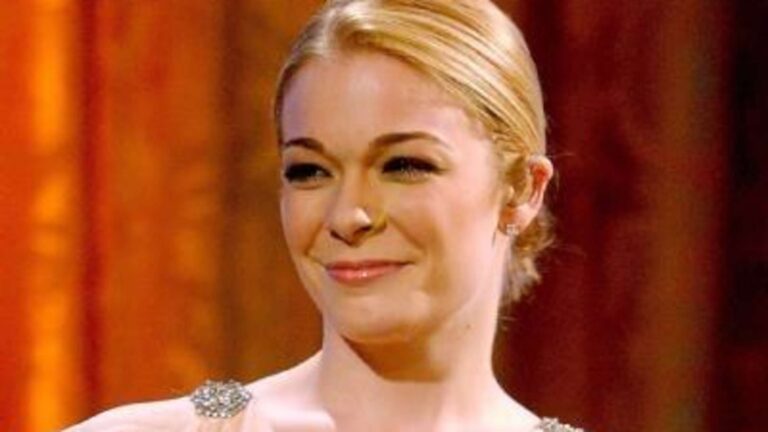 The Journey of LeAnn Rimes: A Country Music Icon