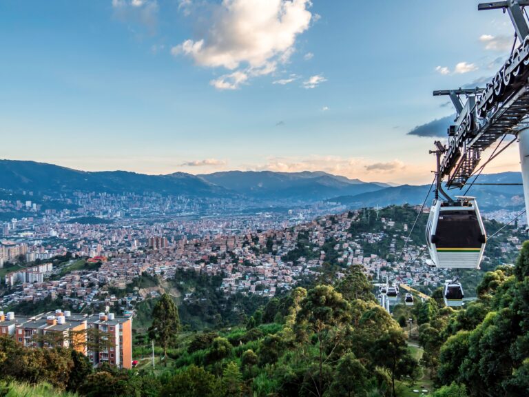 Traveling from Medellín to Bucaramanga: A Journey of Cultural Richness