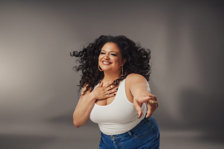 Michelle Buteau: Celebrated Comedian Making Waves in Entertainment