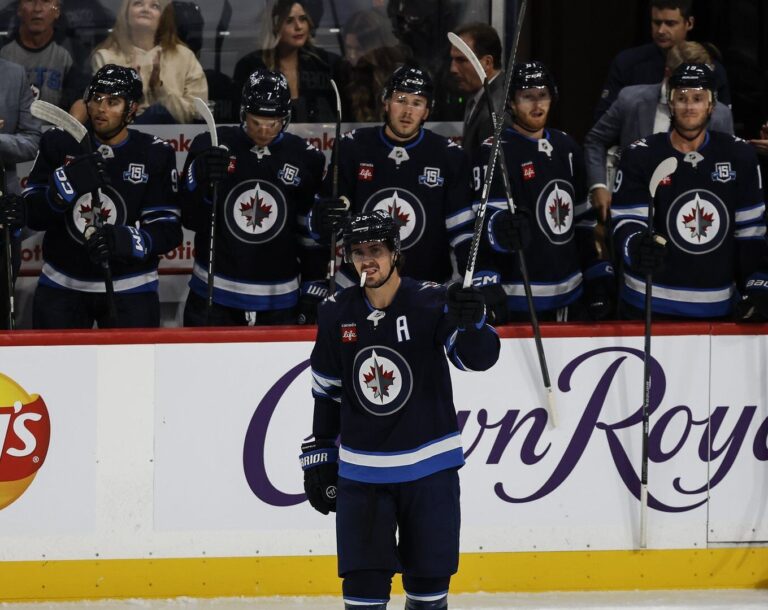 Predators vs Jets: A Clash of NHL Titans