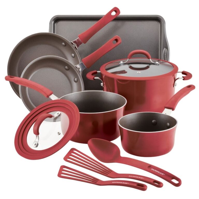 Rachael Ray: Transforming Cooking and Philanthropy