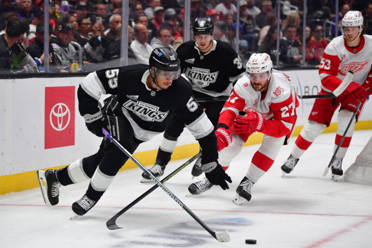Red Wings vs Kings: A Thrilling NHL Showdown