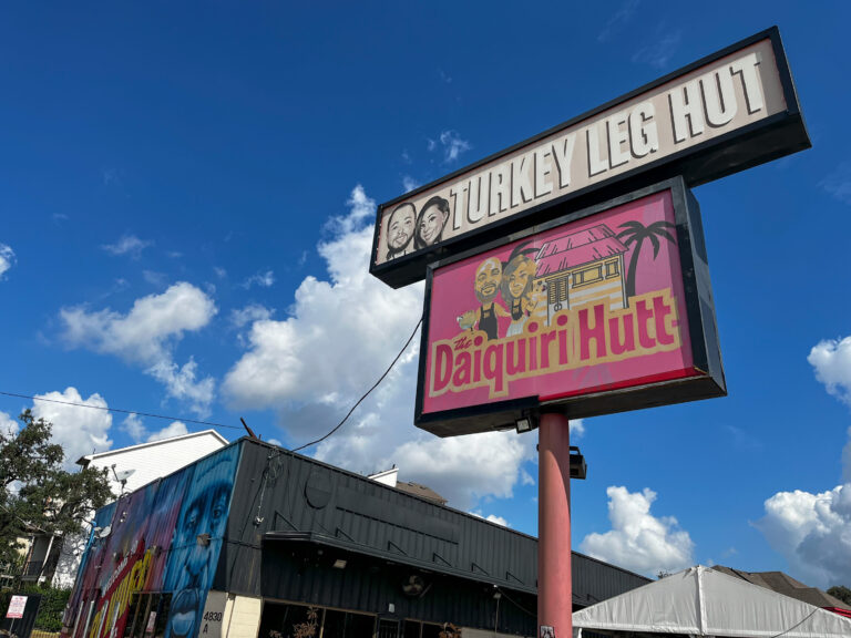 Exploring the Culinary Wonders of Turkey Leg Hut