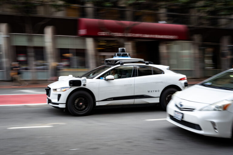 Waymo and the Evolution of Autonomous Driving Technology