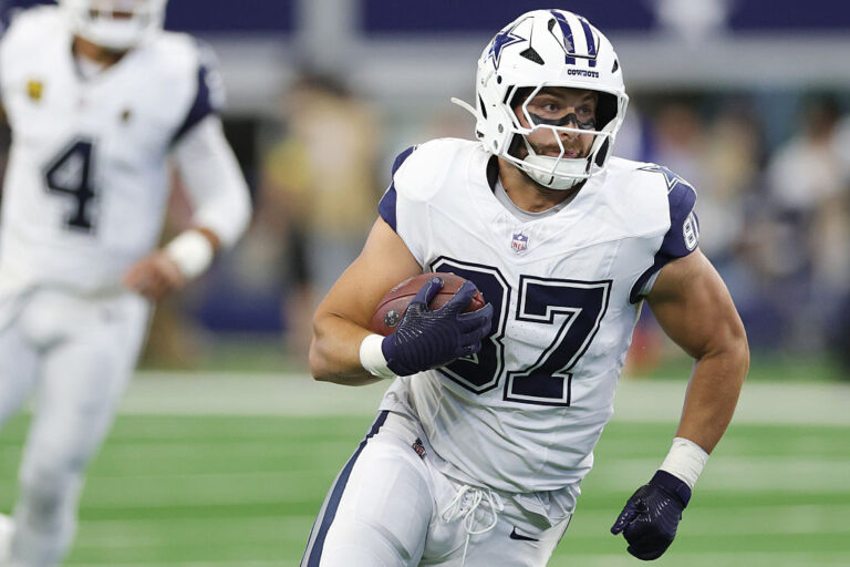 Comprehensive Week 8 Fantasy Rankings for Enthusiastic Players