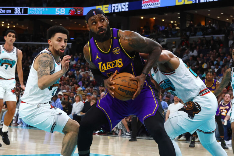 Lakers vs Memphis Grizzlies Match Player Stats: A Breakdown