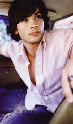 The Rise and Impact of Tom Welling in Hollywood