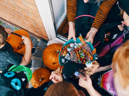 What Time Does Trick or Treating Start in 2025?