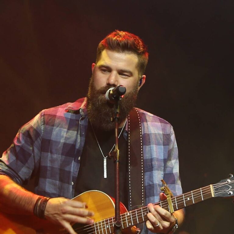 Jordan Davis: A Bright Star in the Country Music Scene