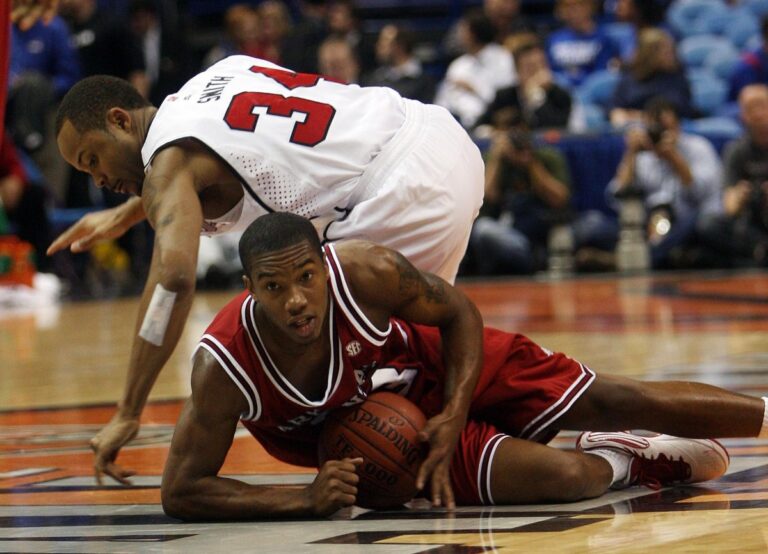 Louisville vs Arkansas: A Look at Their Rivalry and Recent Matchups