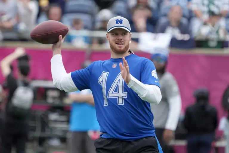Navigating the NFL Free Agent QBs of 2023