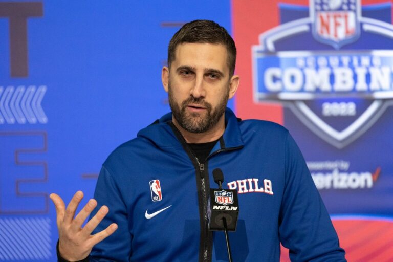 The Rise of Nick Sirianni: Coaching the Eagles to Success