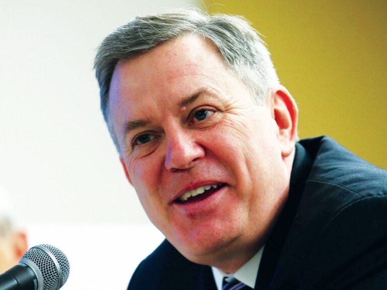 Understanding Tim Leiweke’s Influence in Sports Management