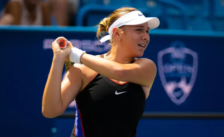 Amanda Anisimova: A Rising Star in Women’s Tennis