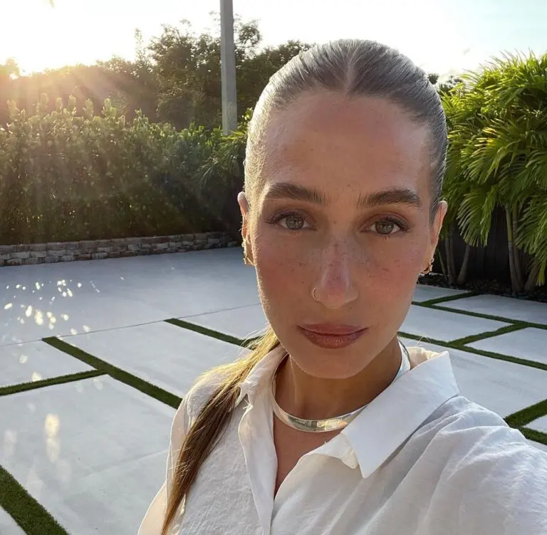 The Rise of Amanda Batula: A Look into Her Life and Career