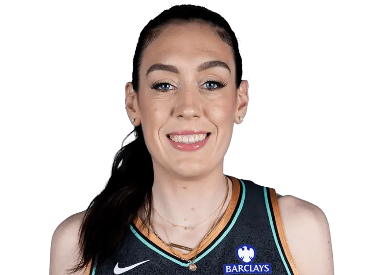 Breanna Stewart: The Phenomenon of Women’s Basketball