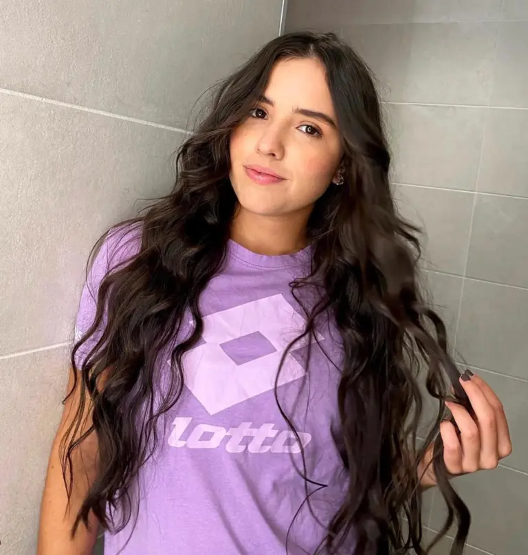Camila Osorio: The Future of Tennis
