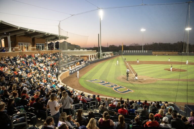 An Overview of Dallas Baptist University