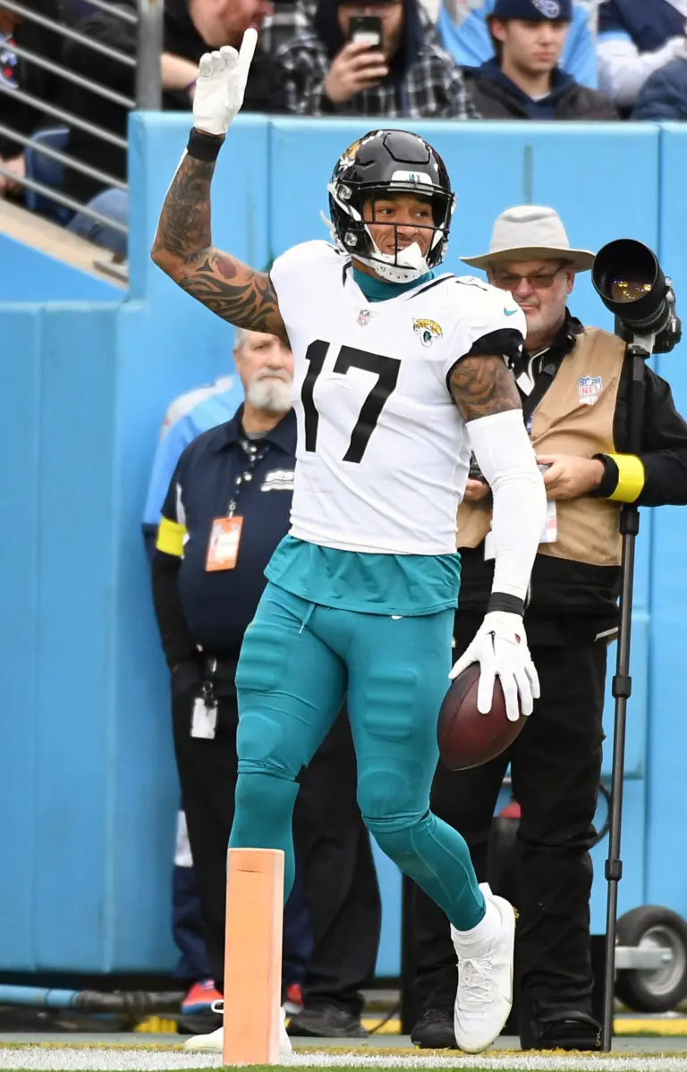 Evan Engram: The Versatile Tight End Making Waves in the NFL