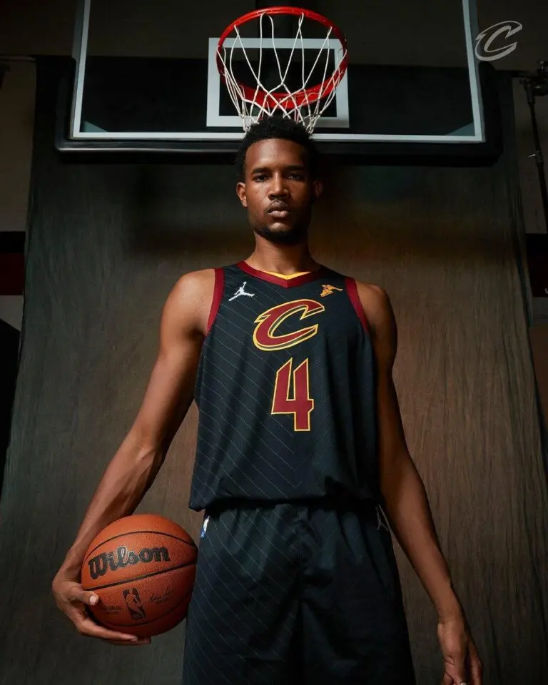 Evan Mobley: The Rising Star of the NBA