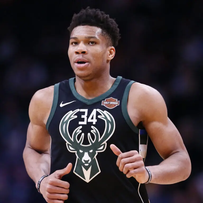 Giannis Antetokounmpo: The Rising Star of the NBA