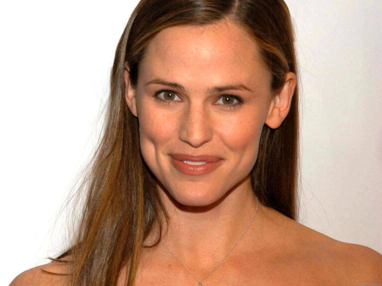 Jennifer Garner: A Look at Her Recent Projects and Influence
