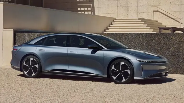 Exploring the Lucid Air: A New Era in Electric Luxury Vehicles