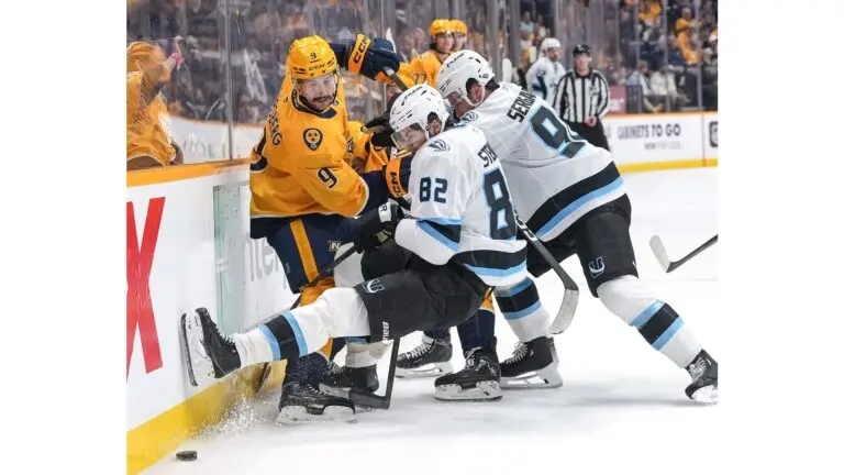 The Epic Battle: Mammoth vs Predators