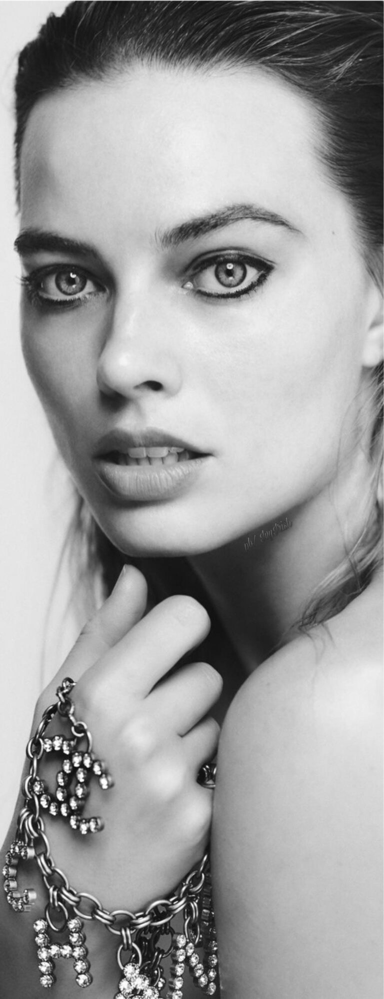 Margot Robbie: The Journey of a Hollywood Icon