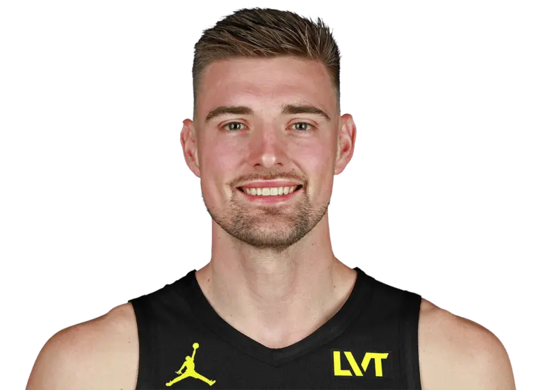 The Journey of Micah Potter in Professional Basketball