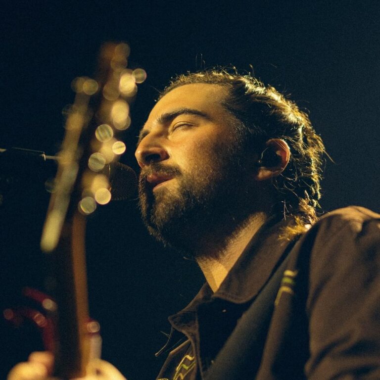 Noah Kahan: The Rise of a Folk-Pop Sensation