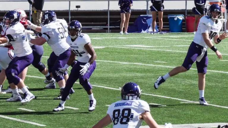 Northwestern vs USC: A Historic Rivalry in College Sports