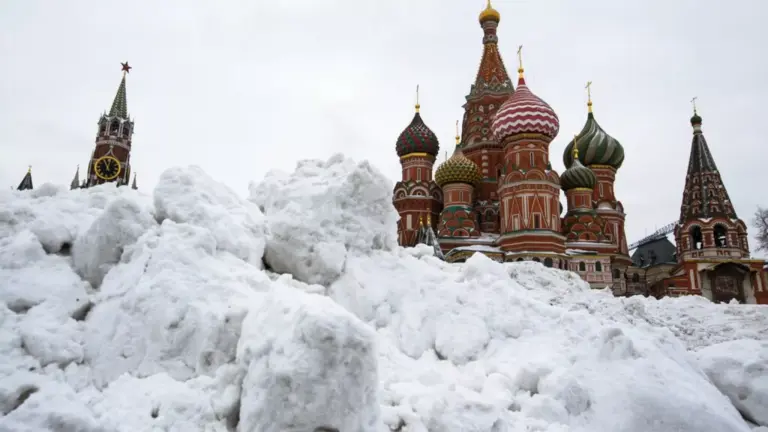 Exploring the Wonders of Russia’s Snowy Landscapes