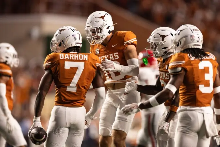 Texas vs Kentucky: A Clash of State Pride