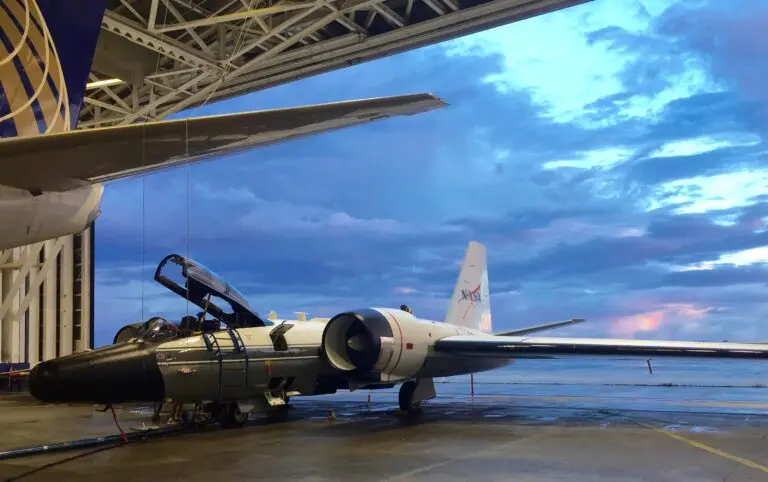 Understanding the WB-57: A Pioneering Reconnaissance Aircraft