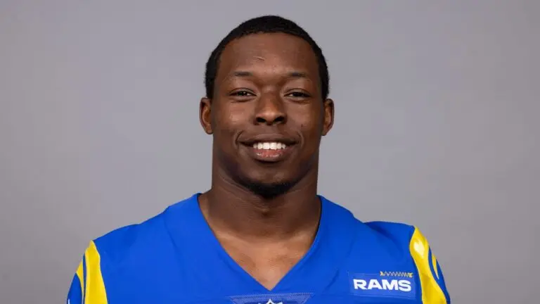 The Rise of Xavier Smith: A New Sports Sensation