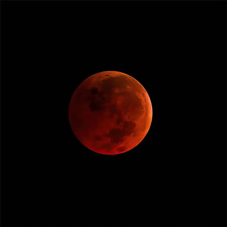 The Fascinating Phenomenon of the Blood Moon