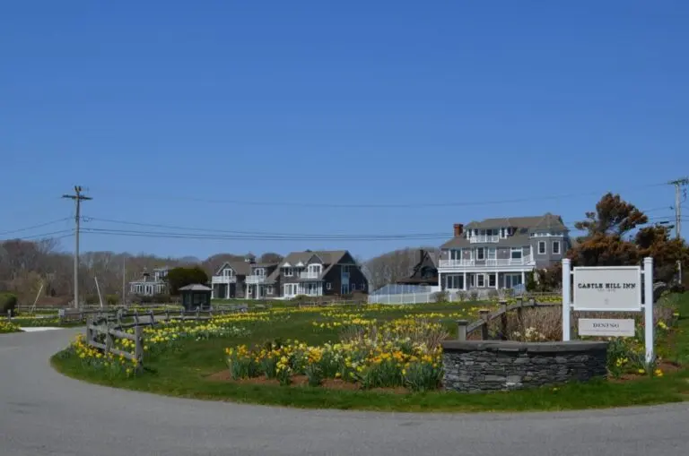 Experience the Charm of Castle Hill Inn